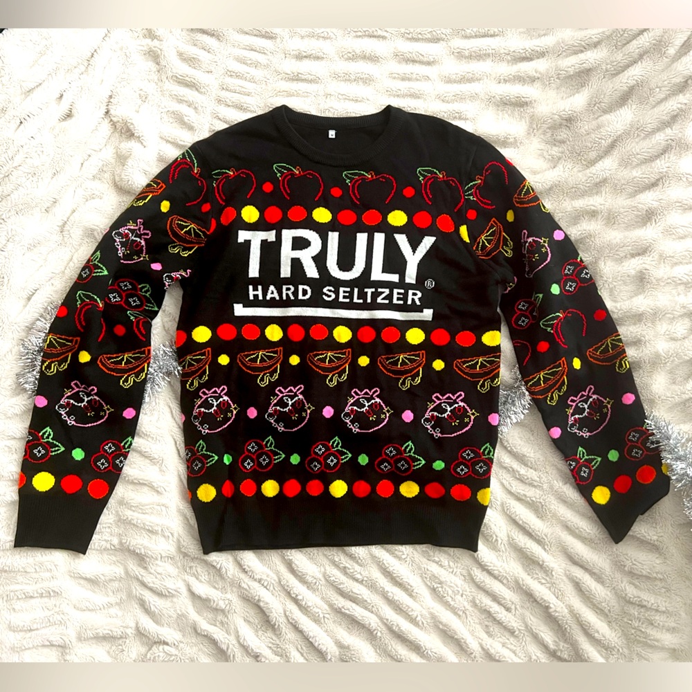 Truly Medium sweater / Christmas sweater